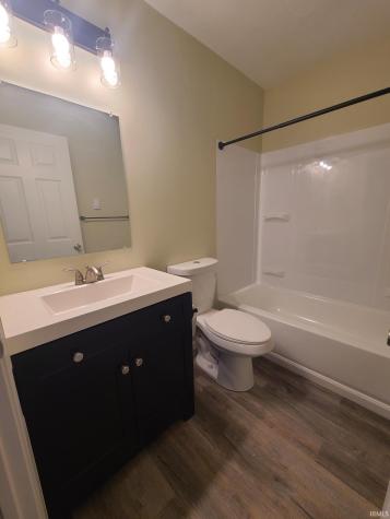 1887 S 700 E Street Elwood IN 46036