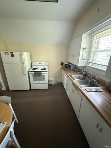 327 S West Street Tipton IN 46072