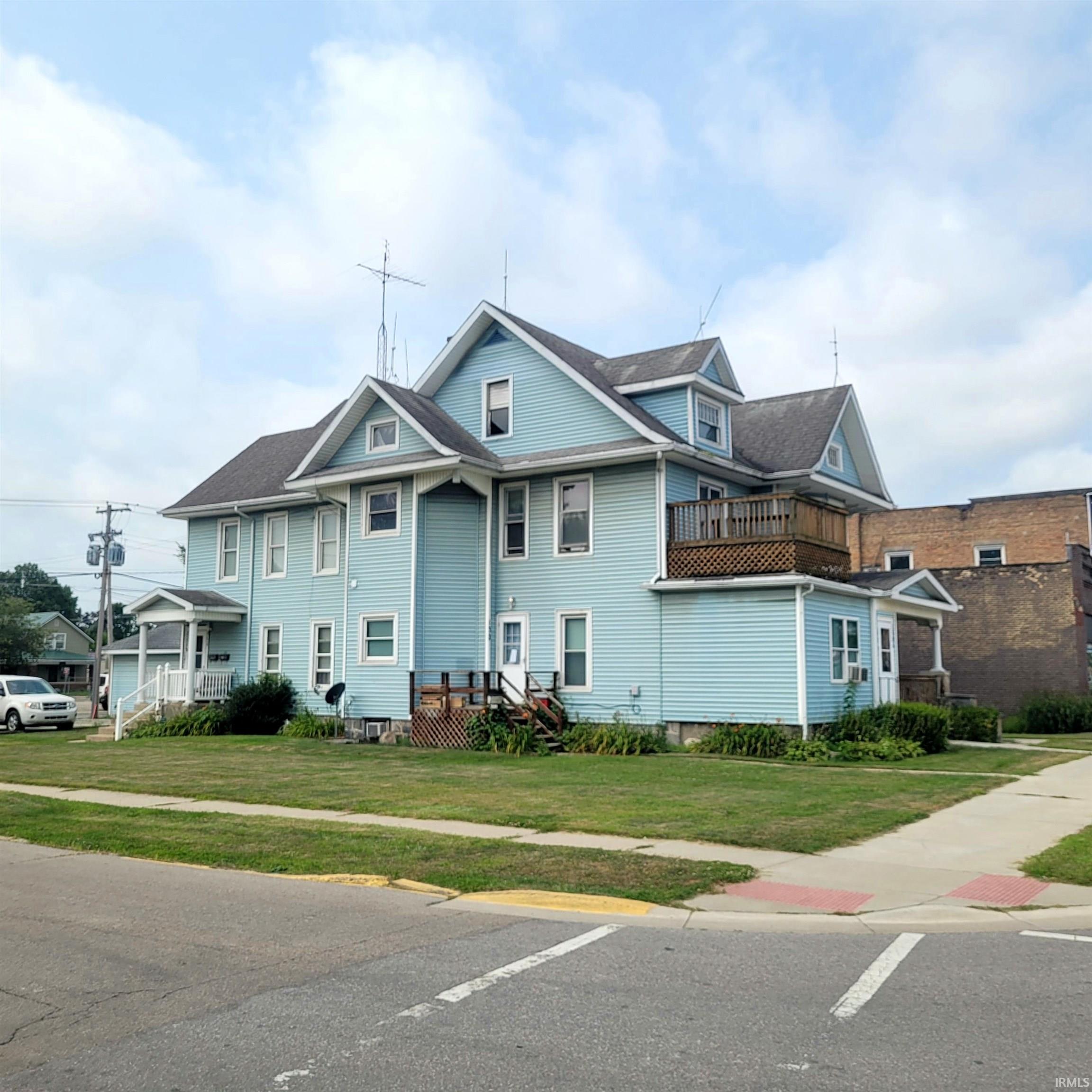 128 130 132 E Plymouth Street Bremen IN 46506
