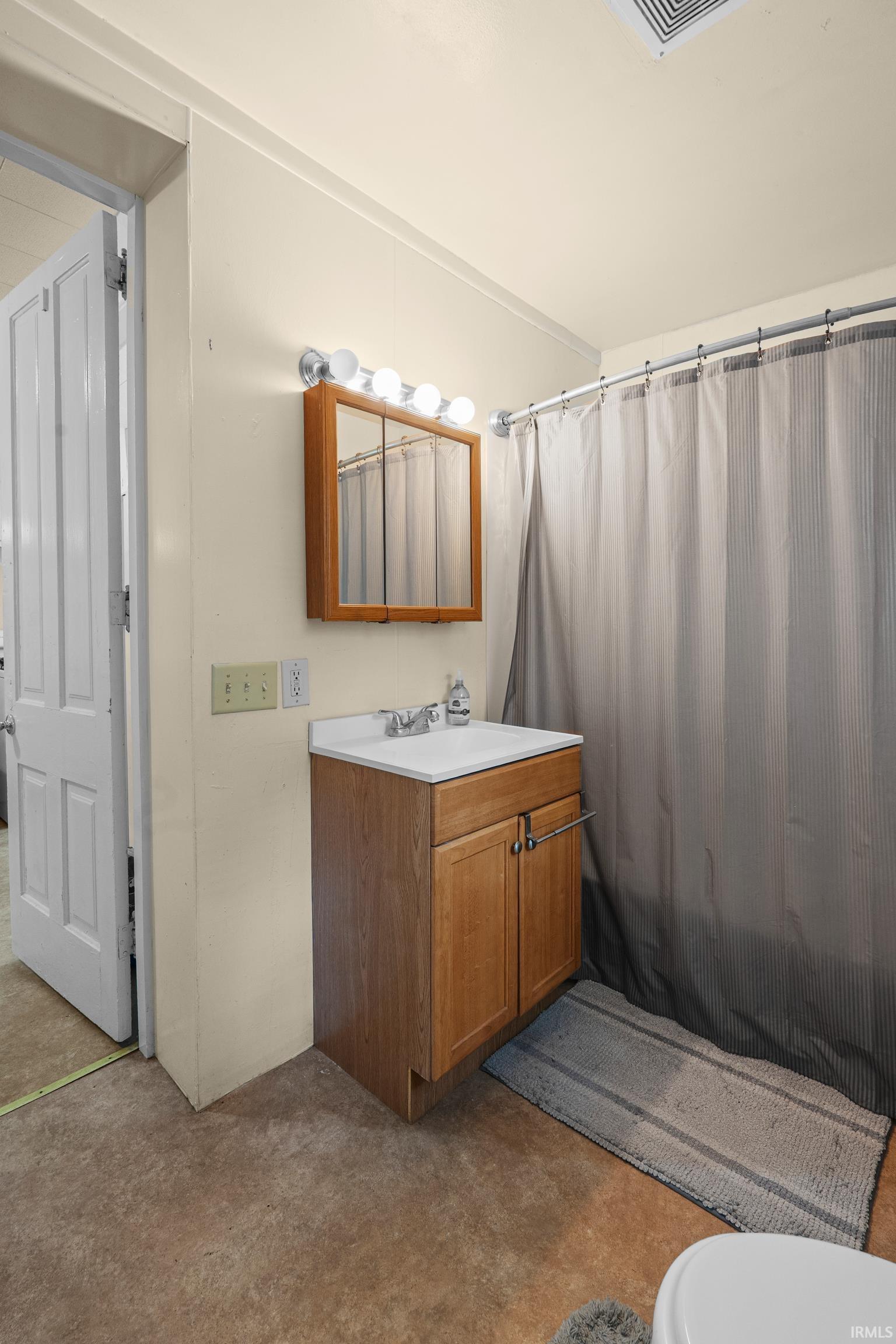 122 Crescent Street Goshen IN 46528