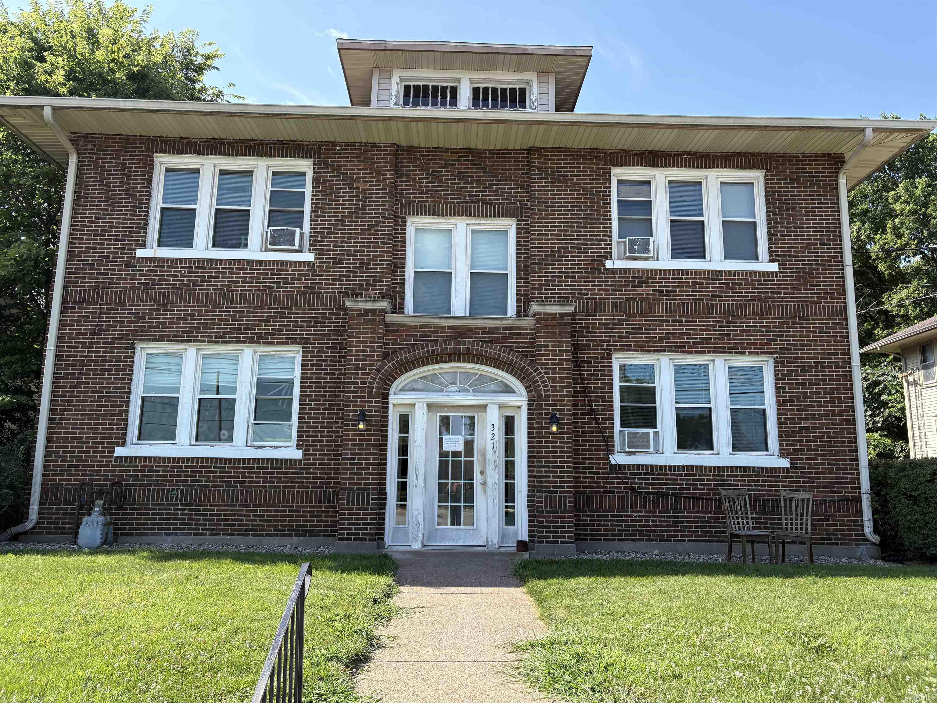 321 W 4th Street Mishawaka IN 46544