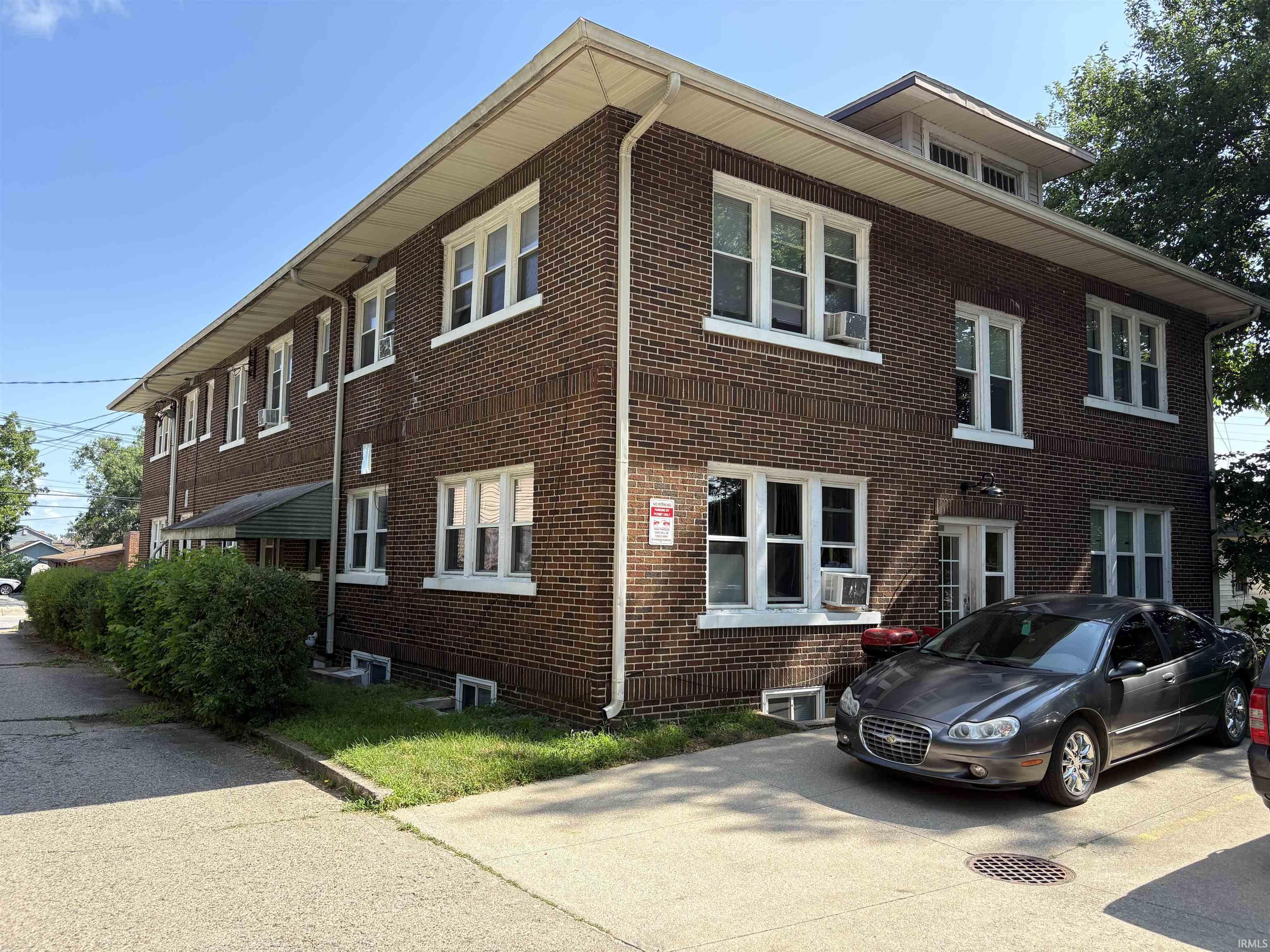321 W 4th Street Mishawaka IN 46544