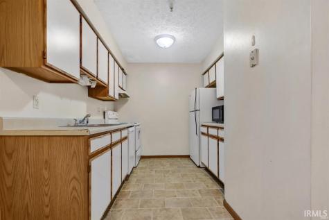 3230 E John Hinkle Place Bloomington IN 47408