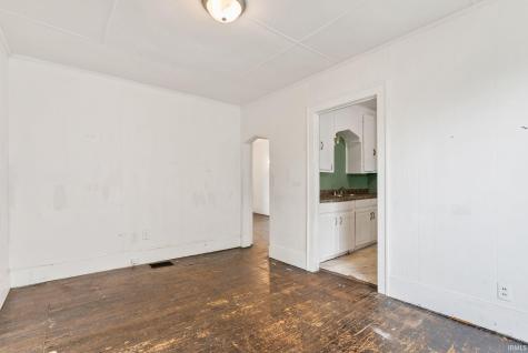 109 S Wood Street Warsaw IN 46580