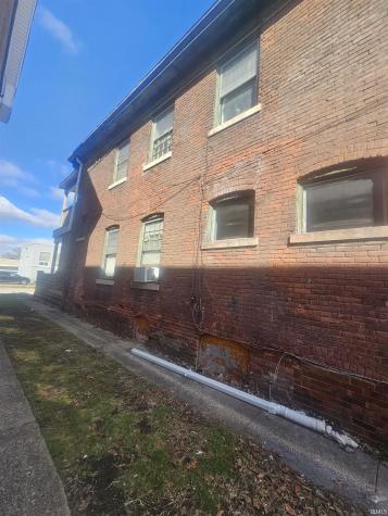 416 S 5th Street Terre Haute IN 47807