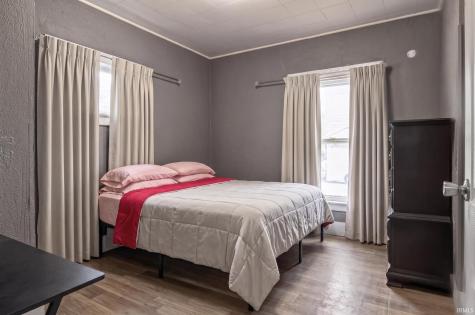 407/411 E South Street South Bend IN 46601