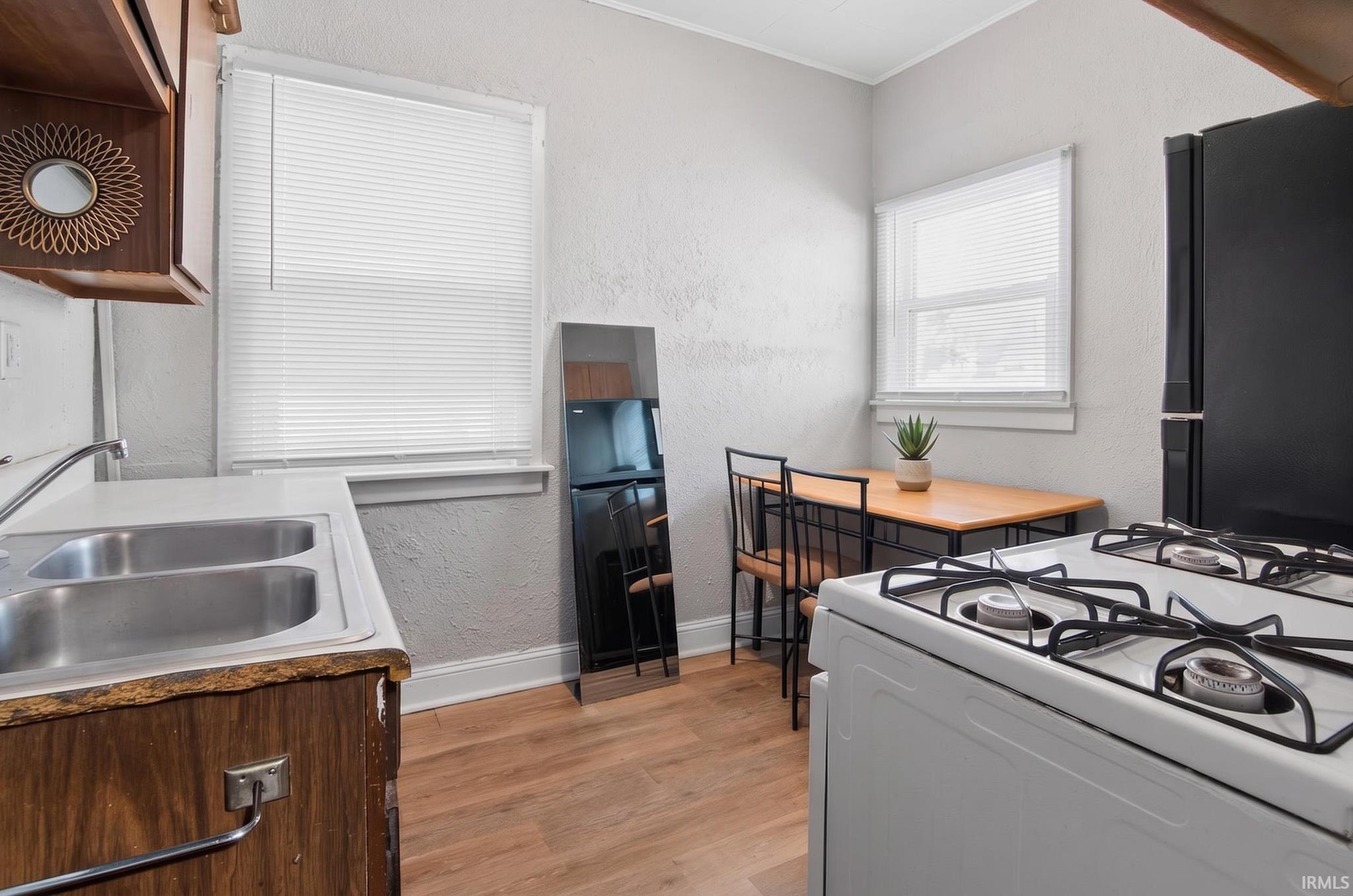 407/411 E South Street South Bend IN 46601