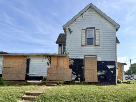 321 W 22nd Street Anderson IN 46016