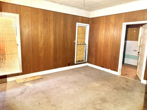 321 W 22nd Street Anderson IN 46016