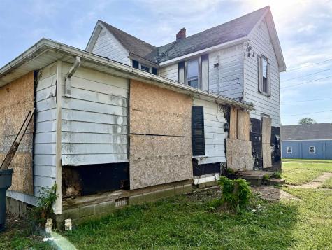 321 W 22nd Street Anderson IN 46016