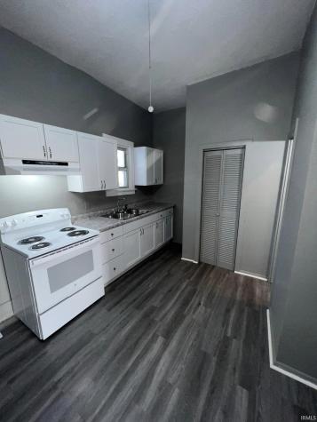 1407 Fountain Avenue Evansville IN 47710