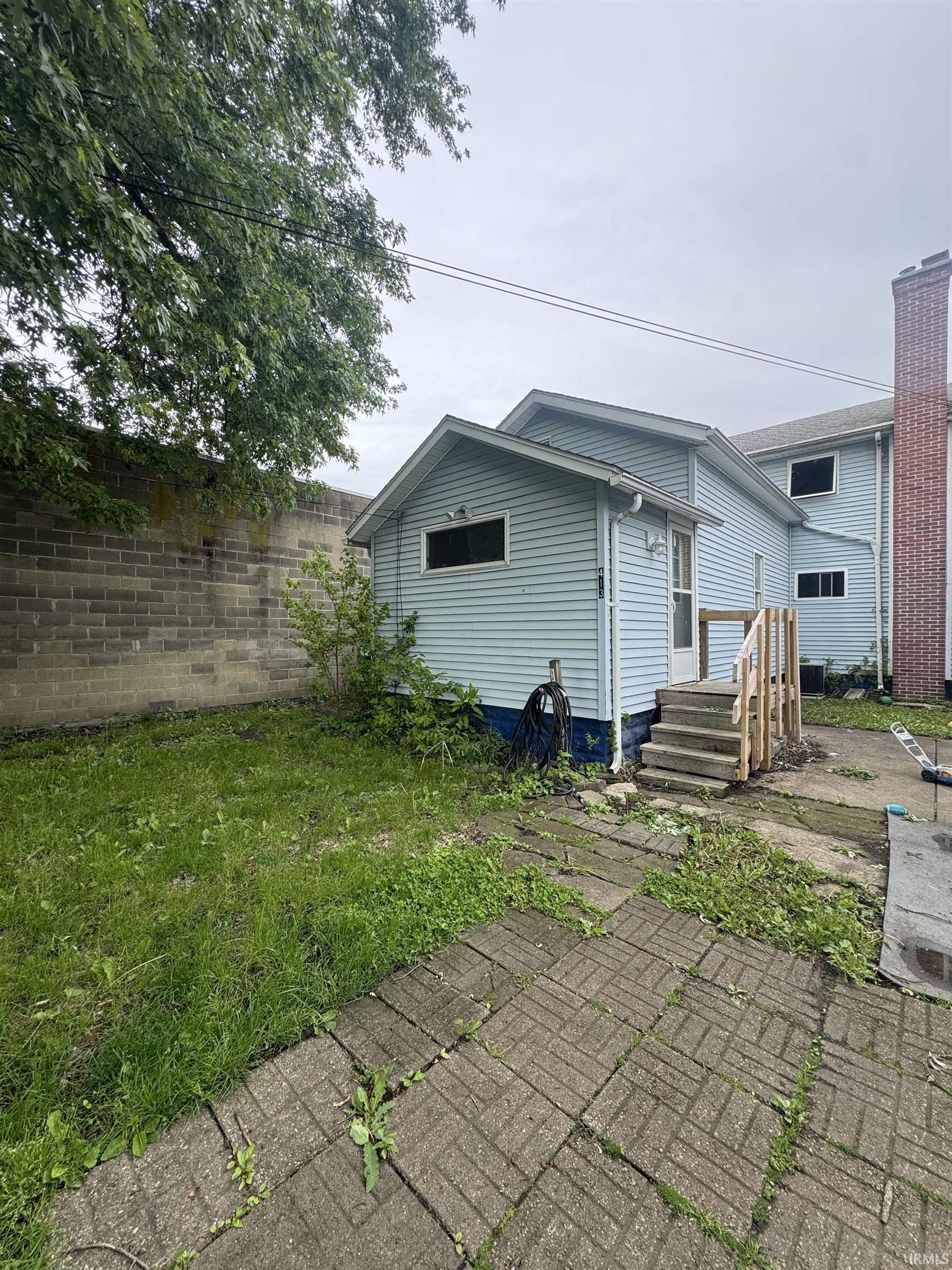 411-413 W 7th Street Mishawaka IN 46544