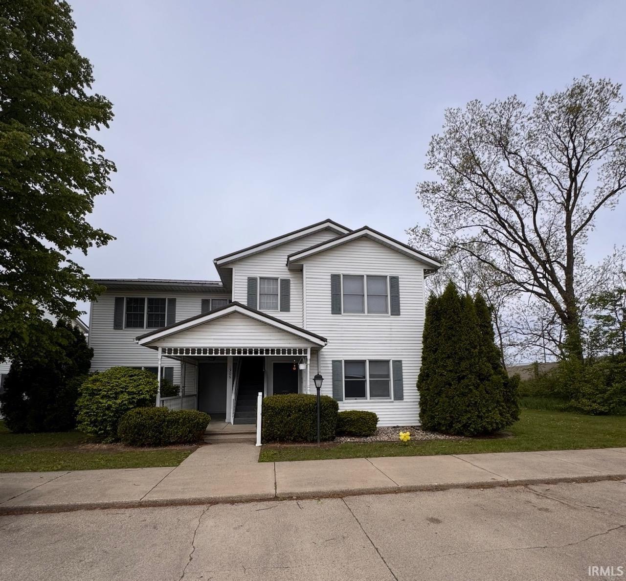 1906 N Sandpiper Drive Warsaw IN 46582
