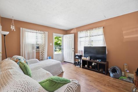 1273 Farley Drive Indianapolis IN 46214