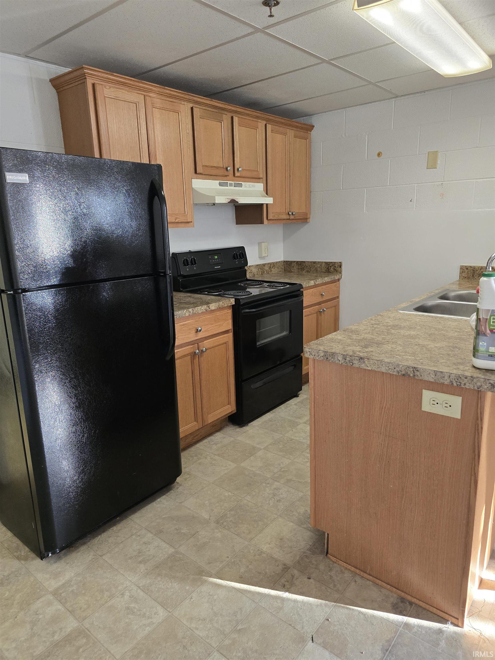 952 Walnut Street Nappanee IN 46550