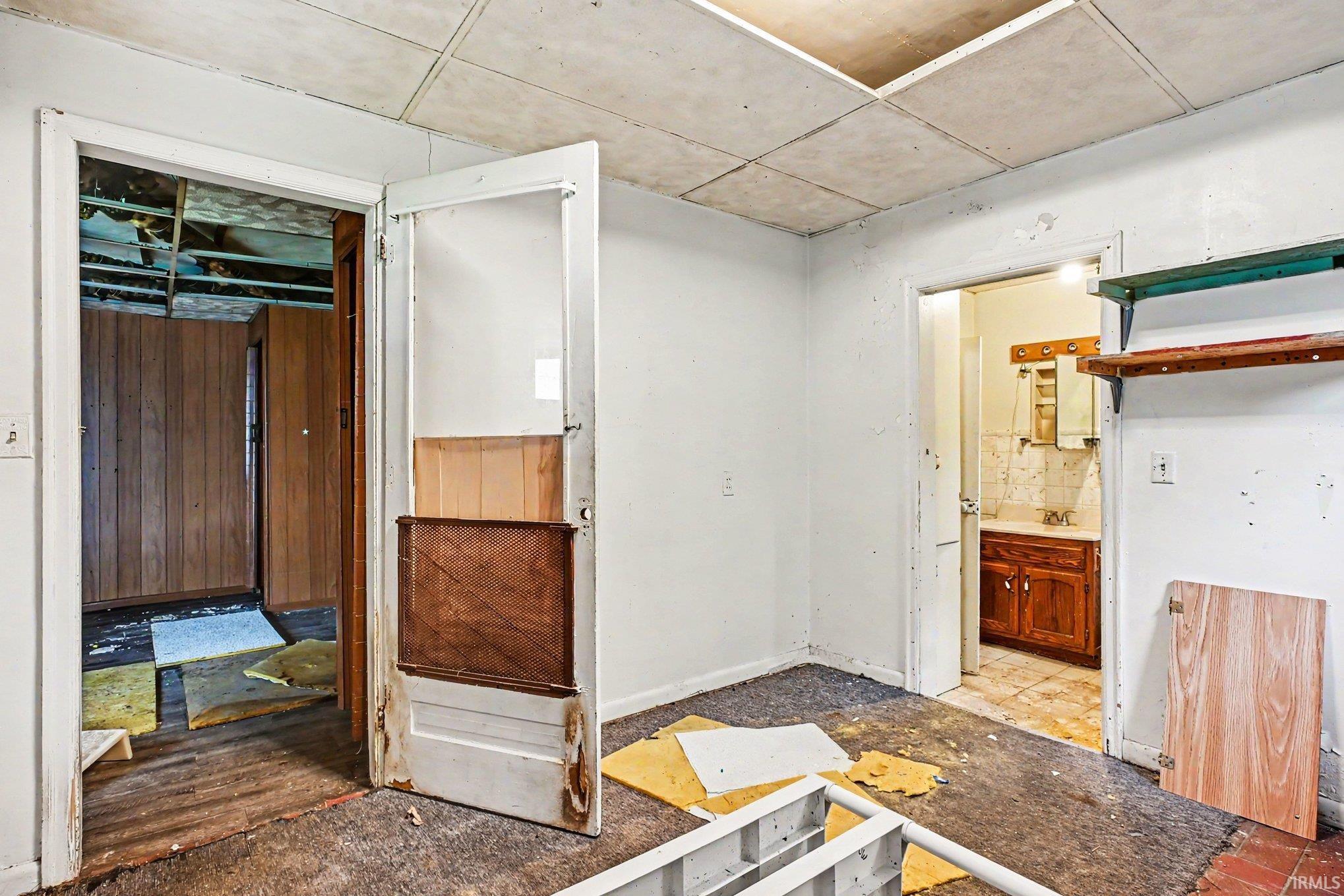 456 E Walnut Street Nappanee IN 46550