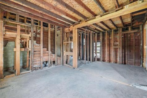 462 E Suttenfield Street Fort Wayne IN 46803