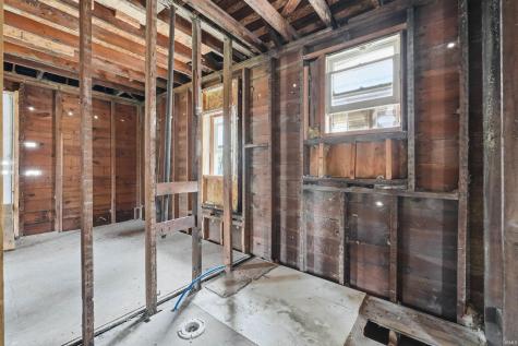 462 E Suttenfield Street Fort Wayne IN 46803