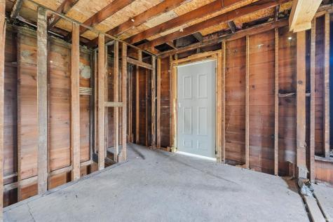 462 E Suttenfield Street Fort Wayne IN 46803