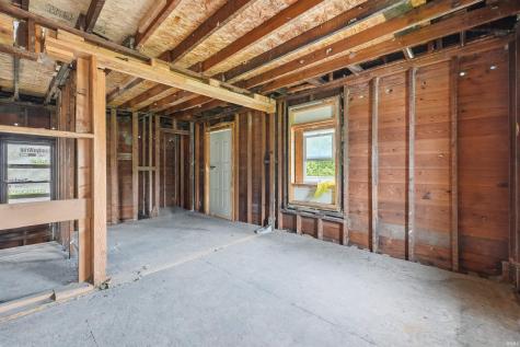 462 E Suttenfield Street Fort Wayne IN 46803