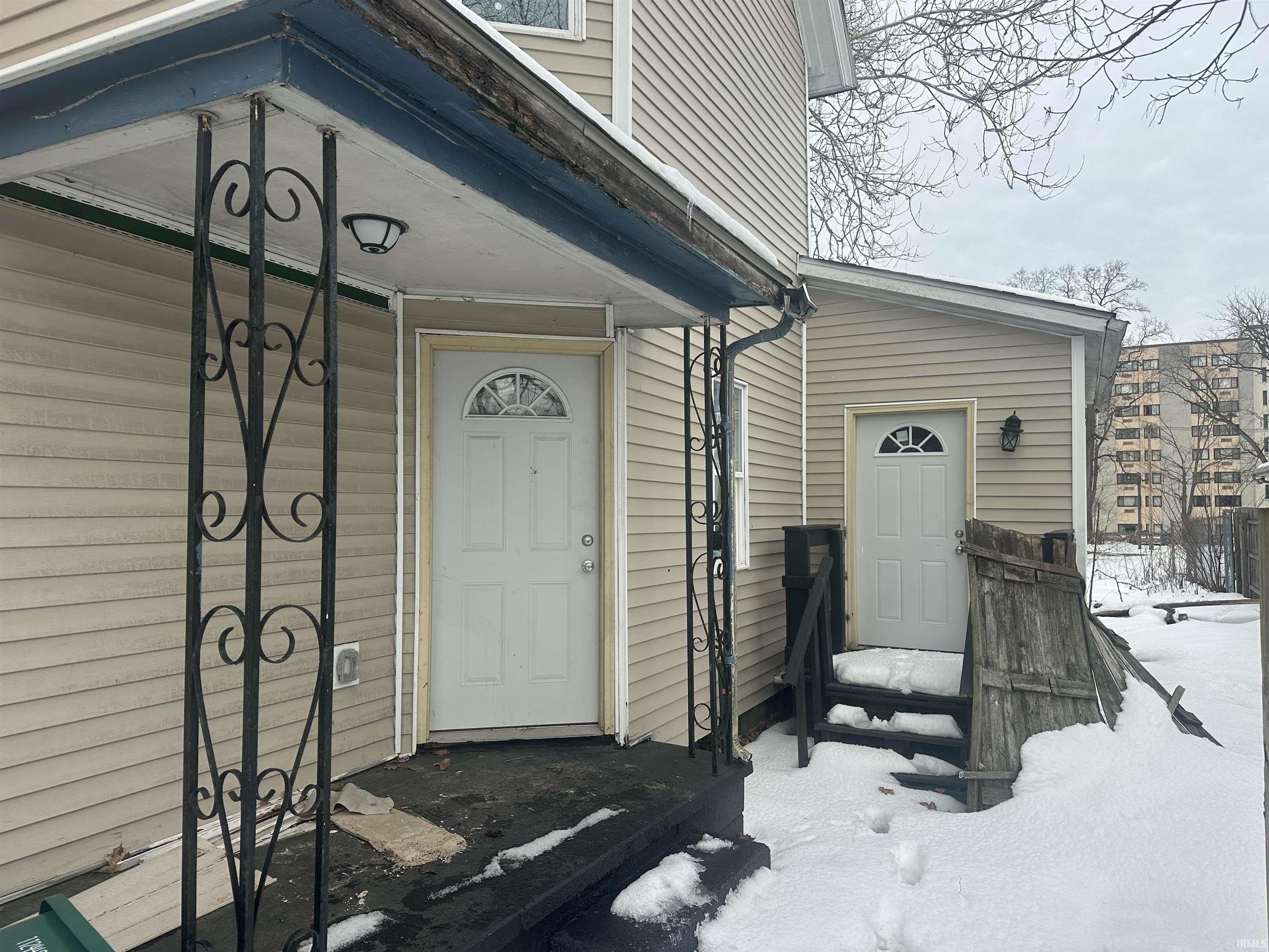 550 Lincolnway Mishawaka IN 46544