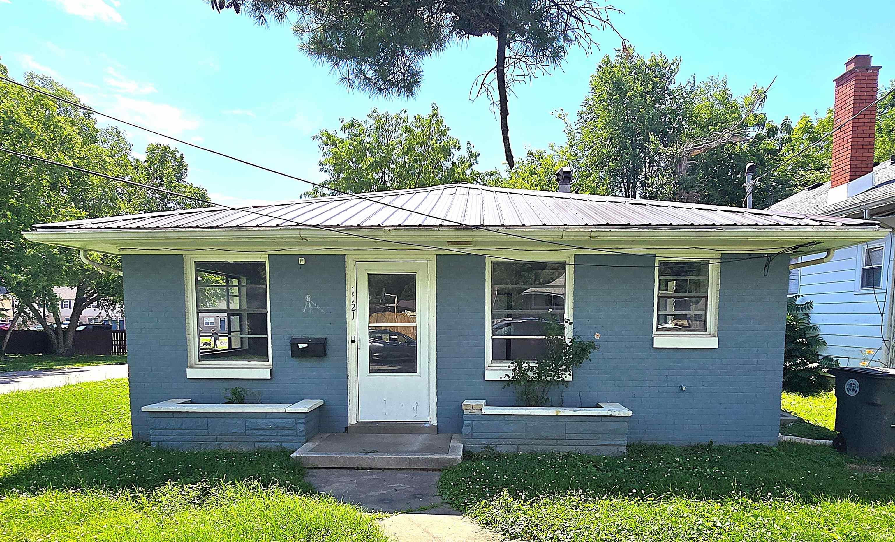 1121 S Dexter Avenue Evansville IN 47714