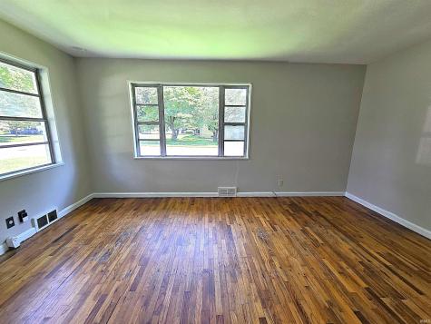 1121 S Dexter Avenue Evansville IN 47714