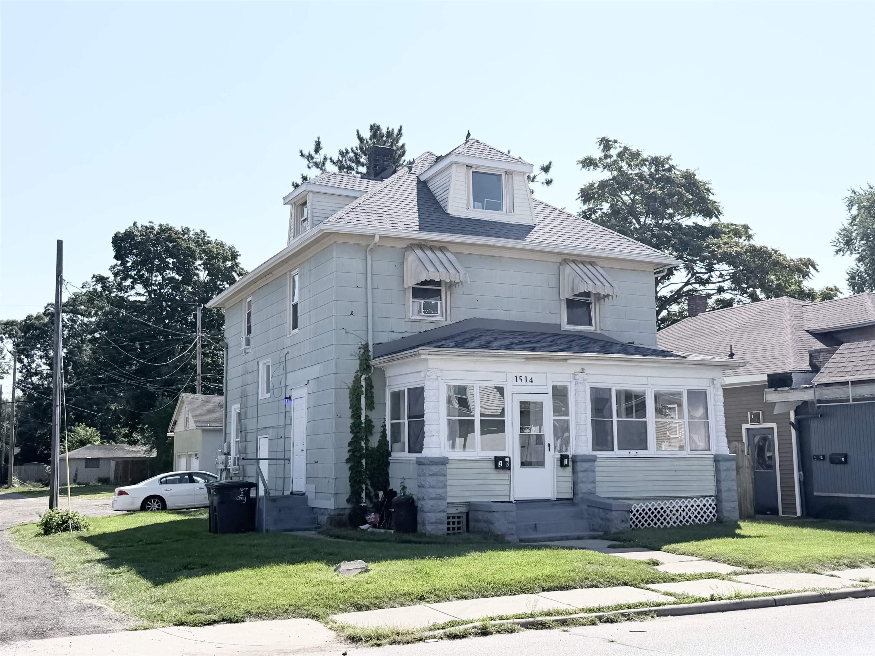 1514 Miami Street South Bend IN 46613