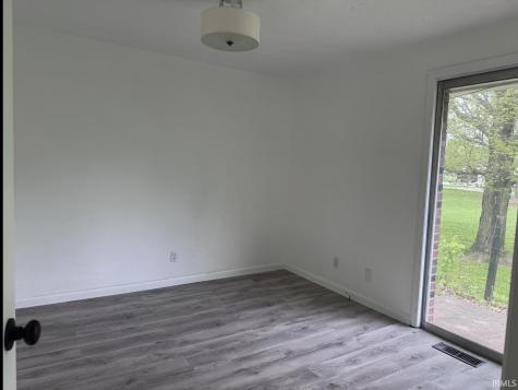 8436 E State Road 32 Anderson IN 46017