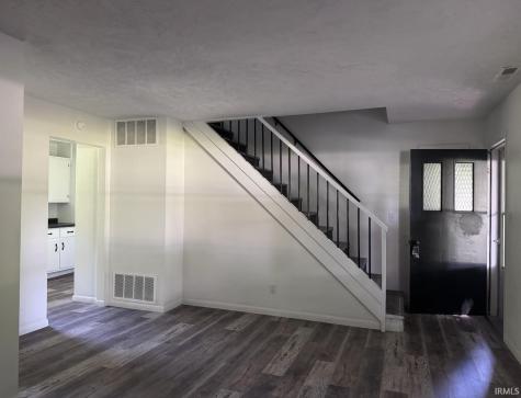 8436 E State Road 32 Anderson IN 46017