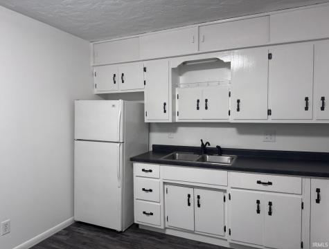 8436 E State Road 32 Anderson IN 46017