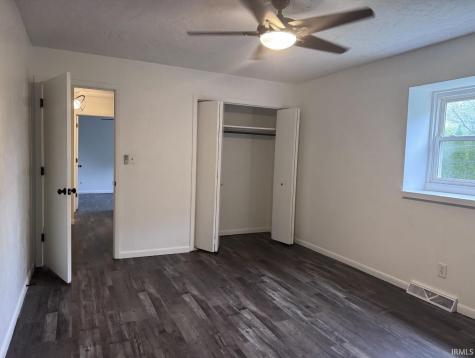 8436 E State Road 32 Anderson IN 46017