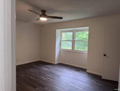 8436 E State Road 32 Anderson IN 46017