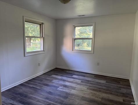8436 E State Road 32 Anderson IN 46017