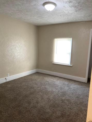1307 S Ebright Street Muncie IN 47302