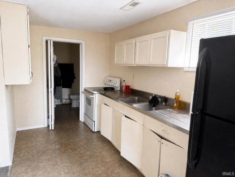 1307 S Ebright Street Muncie IN 47302