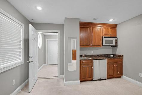 330 N Sunnyside Avenue South Bend IN 46617