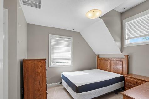 330 N Sunnyside Avenue South Bend IN 46617