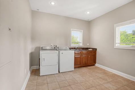 330 N Sunnyside Avenue South Bend IN 46617