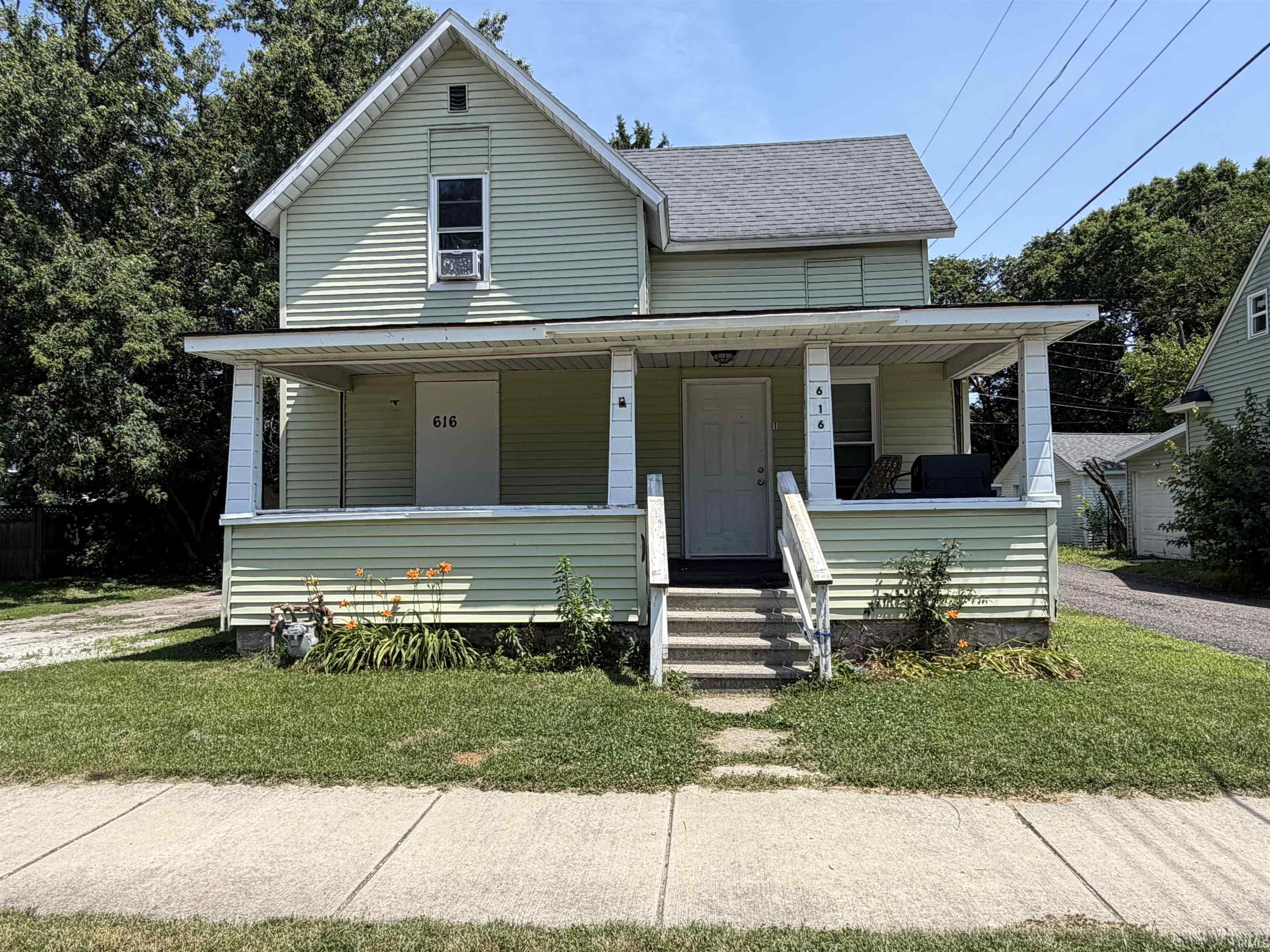 616 N Michigan Street Elkhart IN 46514