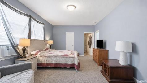 1018 Oneida Street Fort Wayne IN 46805
