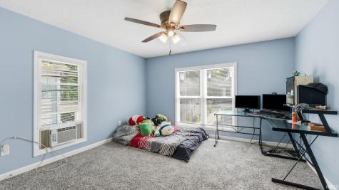 1018 Oneida Street Fort Wayne IN 46805