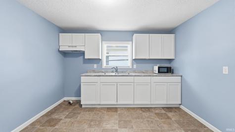 1018 Oneida Street Fort Wayne IN 46805
