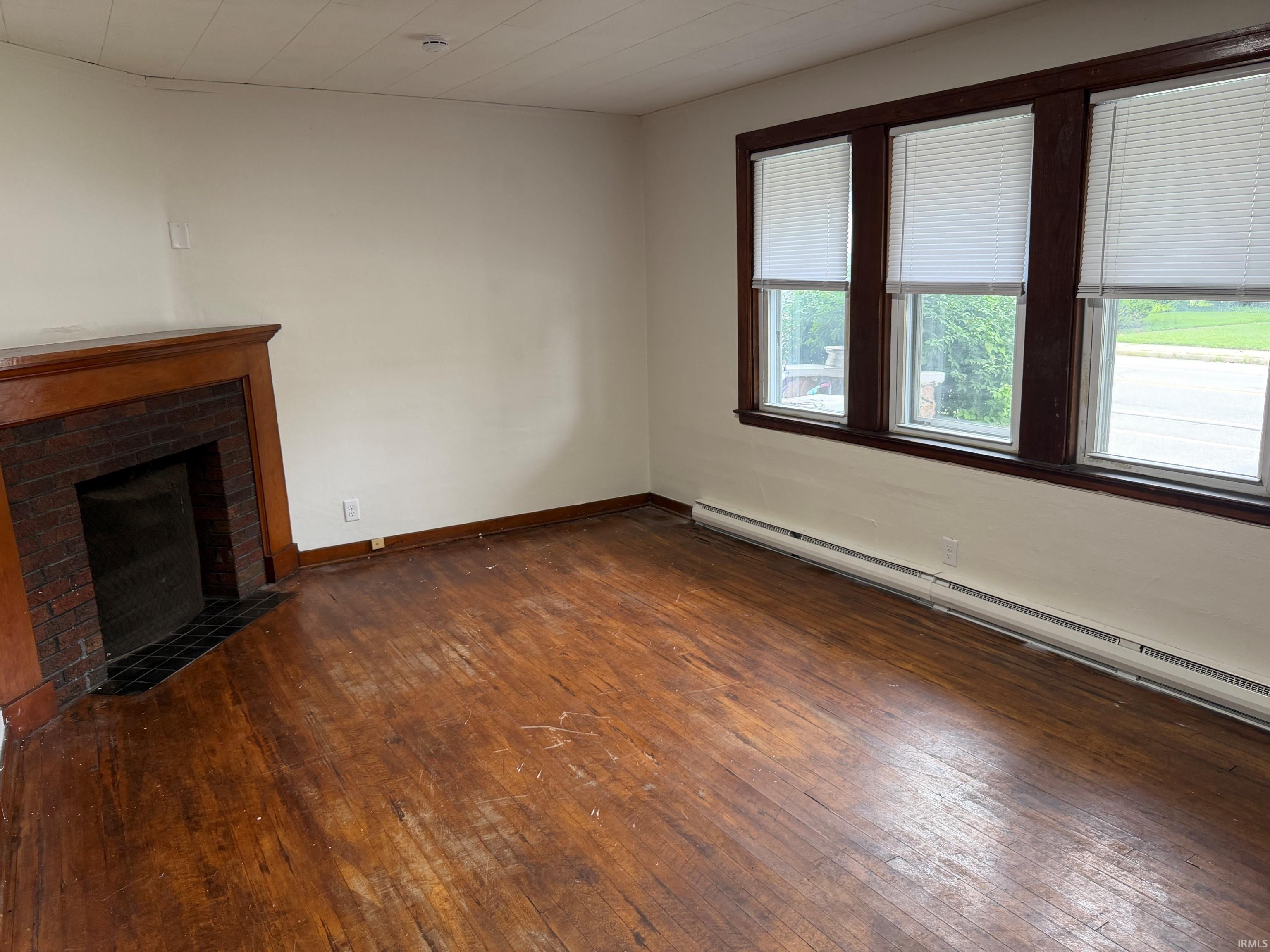 3306 3308 Mishawaka Avenue South Bend IN 46615