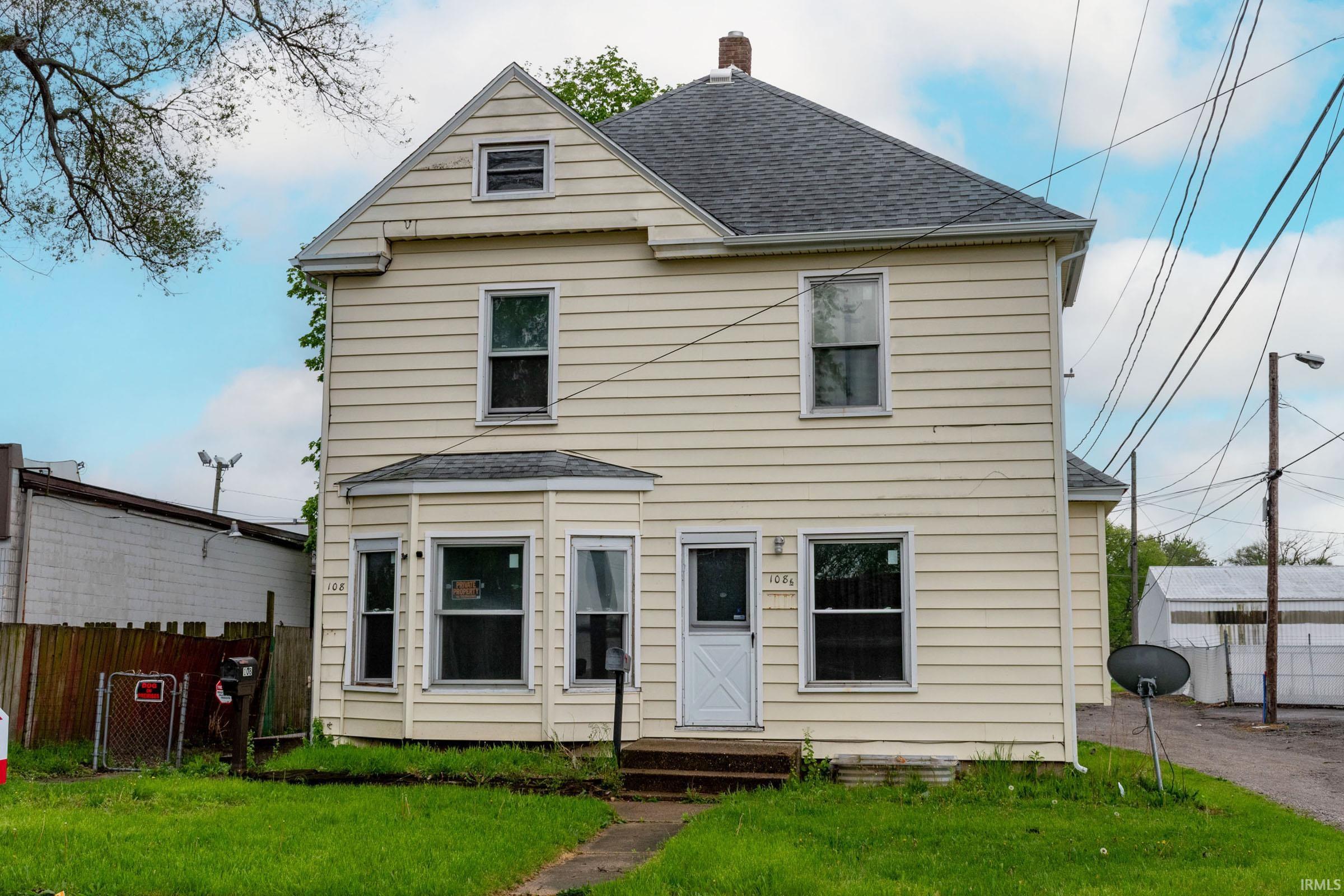 108 W Fairview Avenue South Bend IN 46614