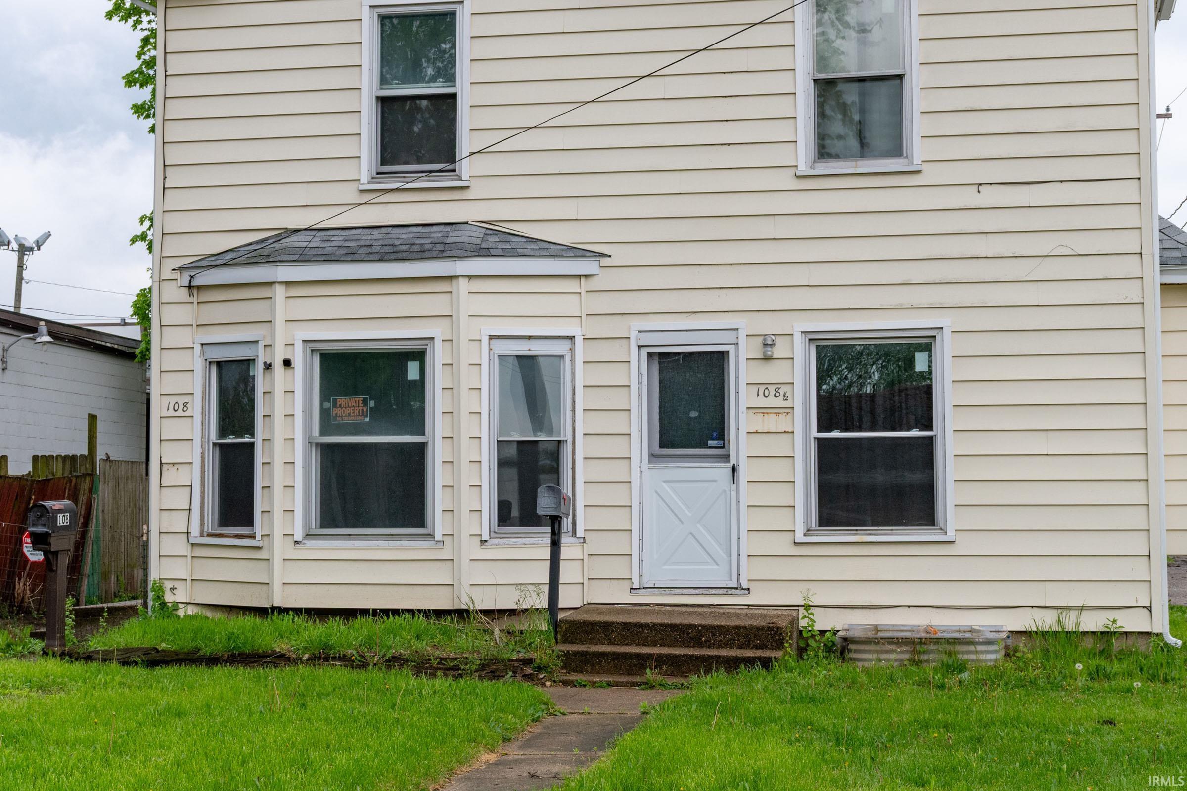 108 W Fairview Avenue South Bend IN 46614
