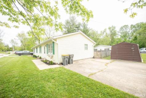 1831/1833 S Maxwell Street Bloomington IN 47401