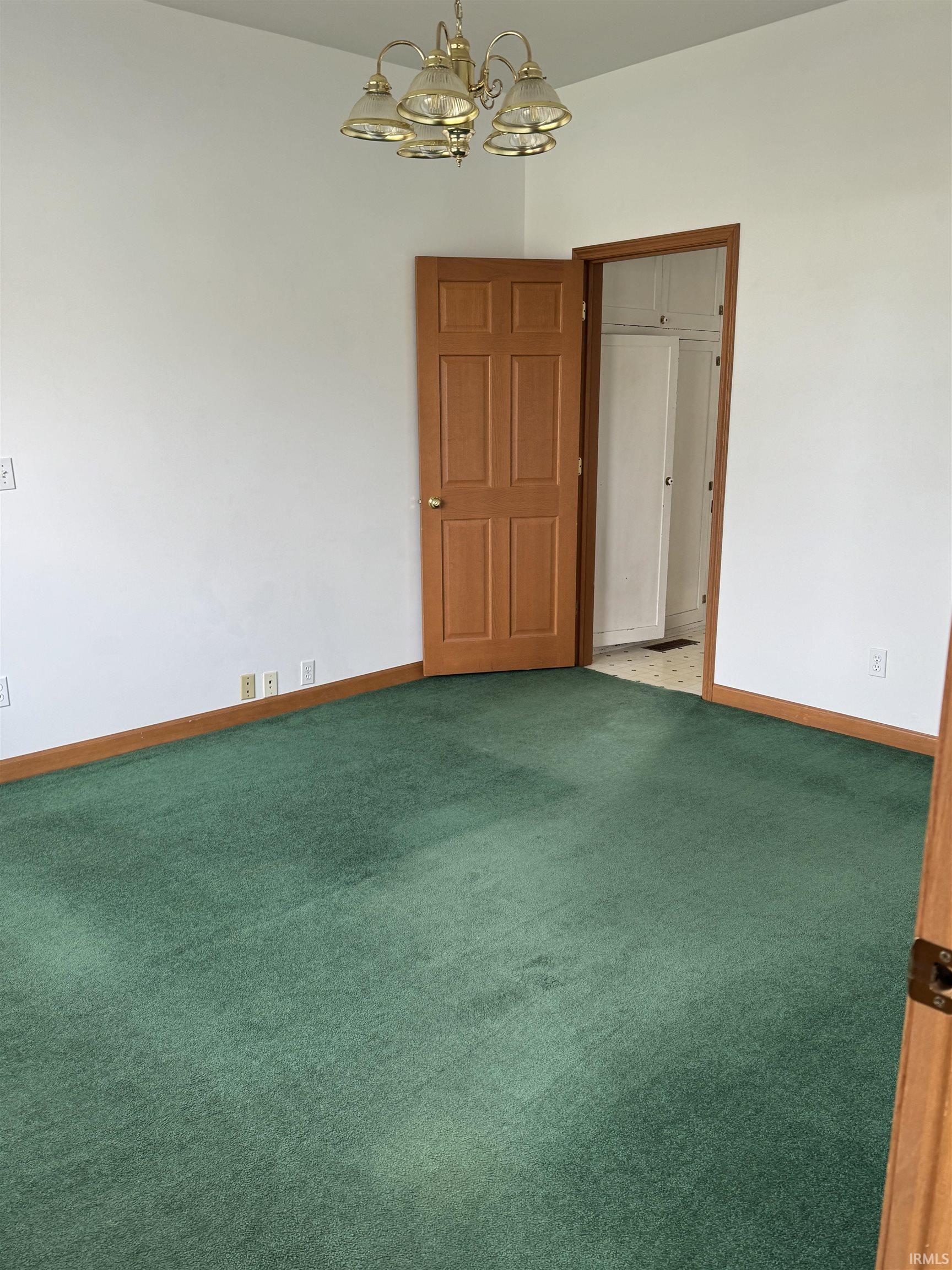 302 E Winona Avenue Warsaw IN 46580