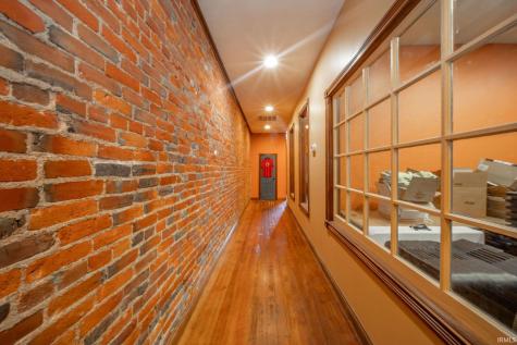 28 N Washington Street Knightstown IN 47362