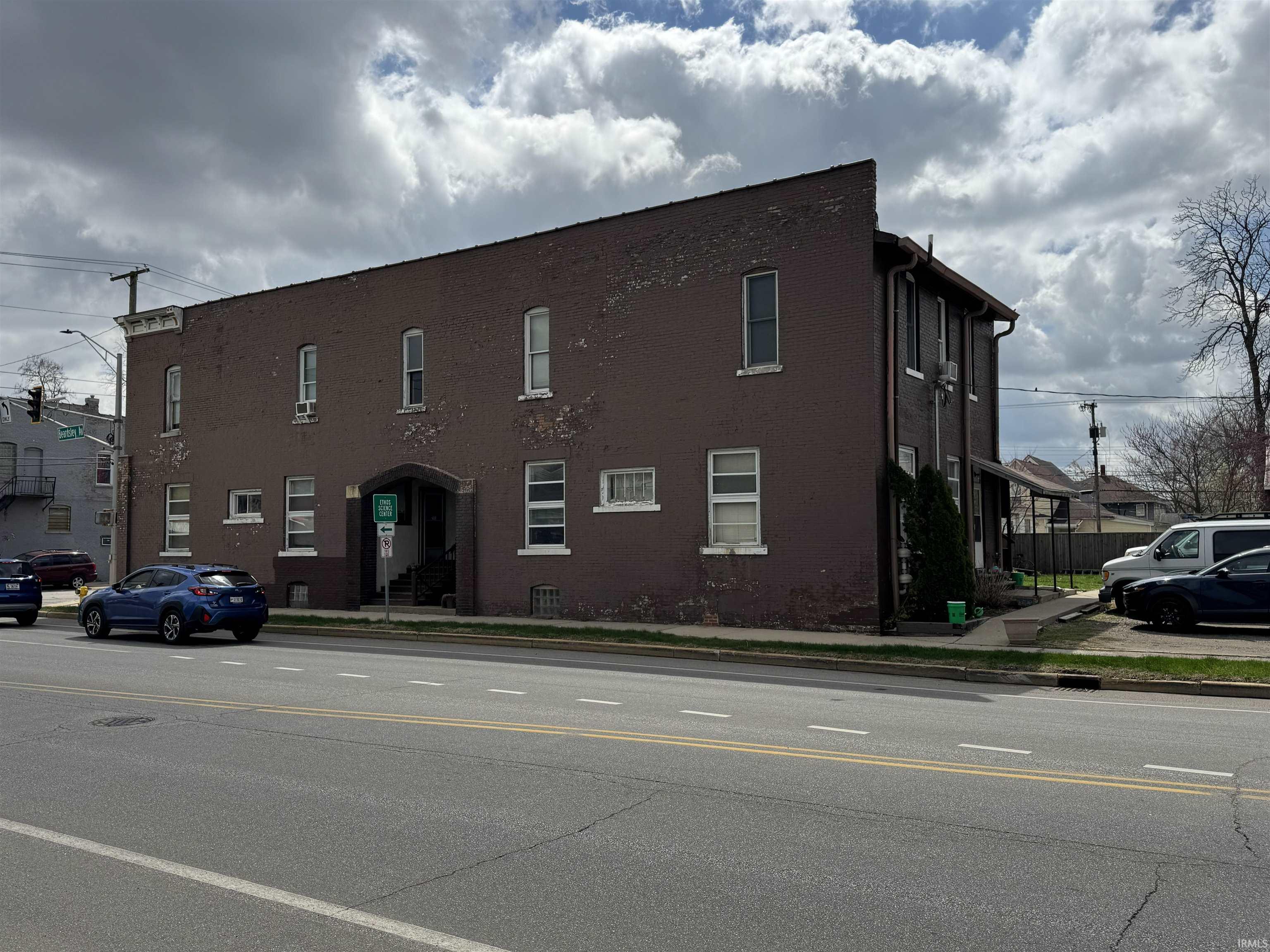 701 W Beardsley Avenue Elkhart IN 46514